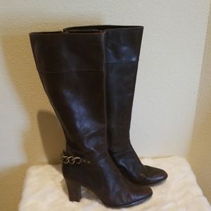 Harold's Brown Heeled Boots Size 6